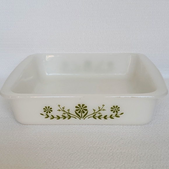 Glasbake Other - Vintage Glasbake Square 8" Green Flower Bakeware
